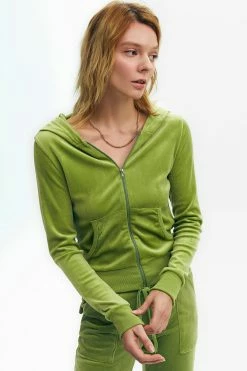 Solado Green Velvet Zipper Solid Hoodie -SOLADO Shop 28551020211019165925616e88ed911ce 1800x1800