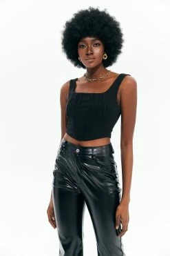 Solado Corset Bodice Detail Zip Up Tank Top 17 Solado Corset Bodice Detail Zip Up Tank Top -SOLADO Shop 2855102022010614352161d68da9c40a0 1800x1800