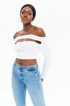 Solado Off Shoulder Cut Out Long Sleeve Blouse 10 Solado Off Shoulder Cut Out Long Sleeve Blouse -SOLADO Shop 2855102022010614493461d690fec188a 1800x1800