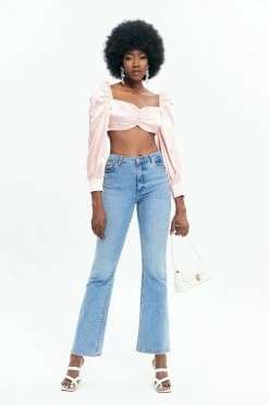 Solado Lantern Sleeve Pleated Crop Blouse -SOLADO Shop 28551020220218105849620f0b693cb83 1800x1800