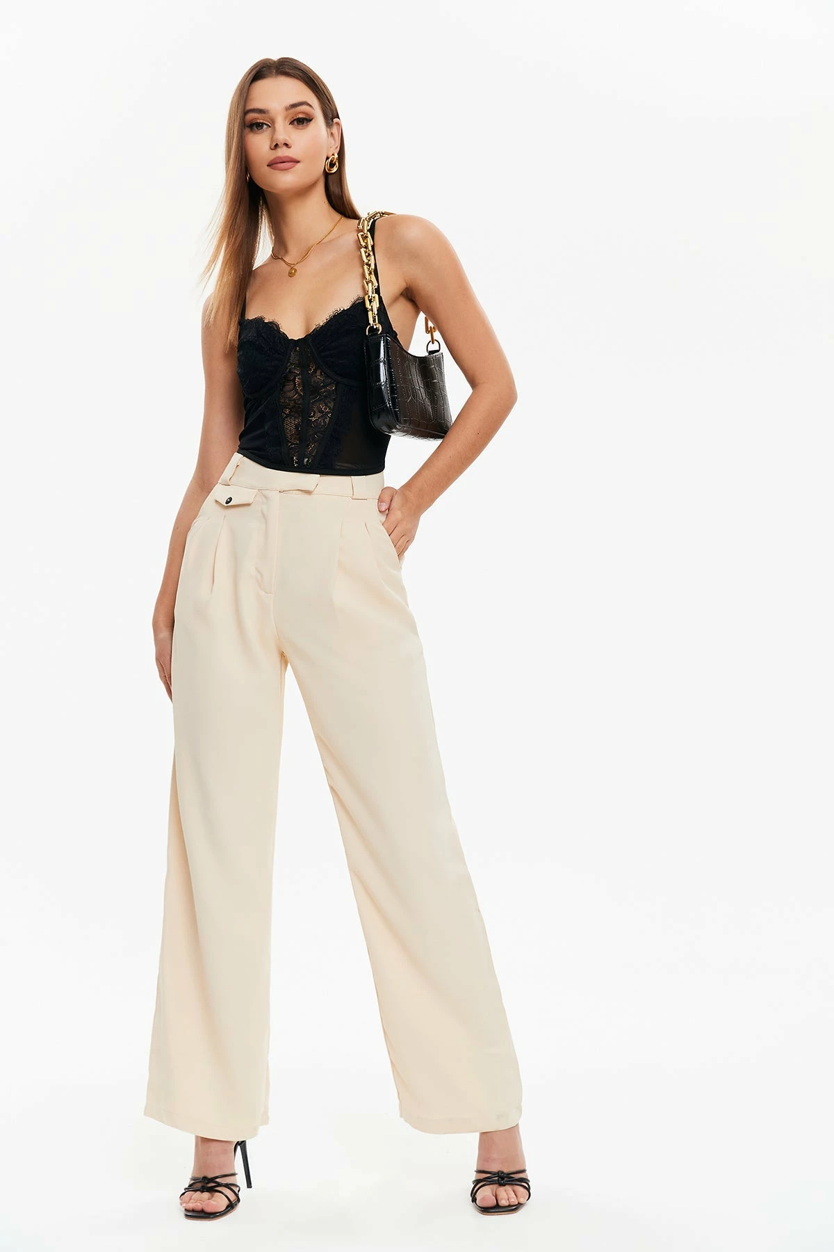 Solado Lace Splicing Curved Hem Cami Crop Top 12 Solado Lace Splicing Curved Hem Cami Crop Top - Image 10