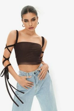 Solado Cross Tie Sleeve Backless Crop Top 20 Solado Cross Tie Sleeve Backless Crop Top -SOLADO Shop 28551020220401140357624695cd1c7b2 1800x1800