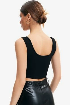 SOLADO Cut Out Solid Crop Tank Top 11 SOLADO Cut Out Solid Crop Tank Top -SOLADO Shop 285510202204020951406247ac2c7c825 891a5bab b383 4a9e b112 c3ceae7e42e8 1800x1800