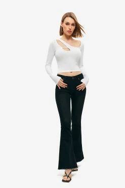 Solado Asymmetrical Cut Out Long Sleeve T-shirt -SOLADO Shop 28551020220406191848624d771833cbf 1800x1800