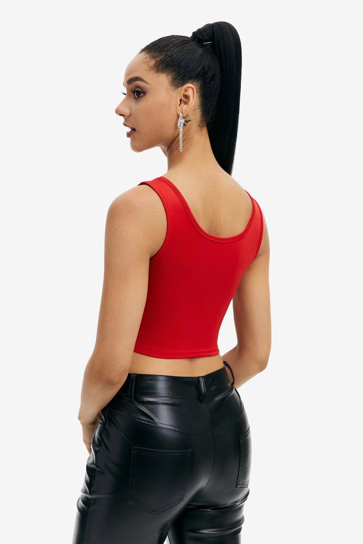Solado Solid U Neck Sleeveless Crop Top 4 Solado Solid U Neck Sleeveless Crop Top - Image 2