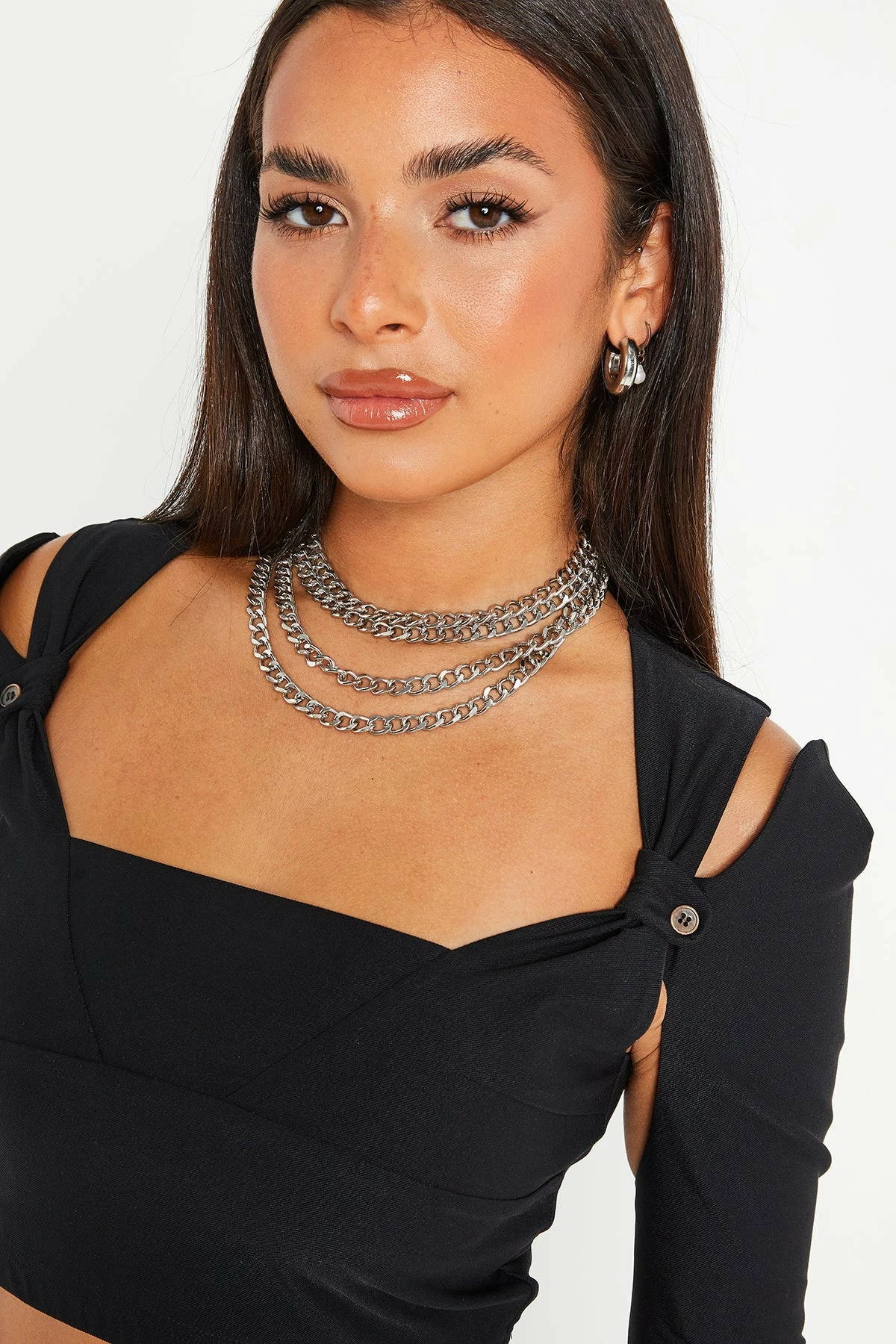 SOLADO Cold Shoulder Button Detail Solid Long Sleeve Top 6 SOLADO Cold Shoulder Button Detail Solid Long Sleeve Top - Image 4
