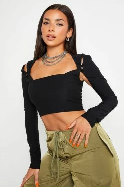 SOLADO Cold Shoulder Button Detail Solid Long Sleeve Top