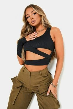 SOLADO Cut Out One Sleeve Round Neck Solid Crop Top 25 SOLADO Cut Out One Sleeve Round Neck Solid Crop Top -SOLADO Shop 2855102022082316231563048e73dc805 1800x1800
