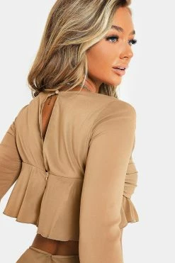 SOLADO Square Neck Ruffle Flare Sleeve Chiffon Crop Top -SOLADO Shop 28551020220825153723630726b3eb752 1800x1800