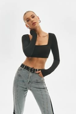SOLADO Square Neck Solid Long Sleeve Crop Top 32 SOLADO Square Neck Solid Long Sleeve Crop Top -SOLADO Shop 2 bbf62f67 04ab 4578 b922 edd6b9b636d1 1800x1800