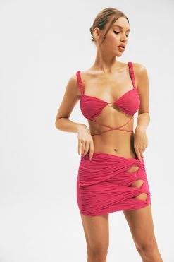 SOLADO Plunging Neck Cross Tie Backless Corset Top -SOLADO Shop 3 88ffc74b 42c2 48a6 8a5d be9c70e9b7ba 1800x1800