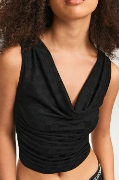 SOLADO Cowl Neck Check Print Open Back Crop Top 13 SOLADO Cowl Neck Check Print Open Back Crop Top -SOLADO Shop 5 93ba933f ea75 41e7 9d74 7b4edd6ee930 1800x1800