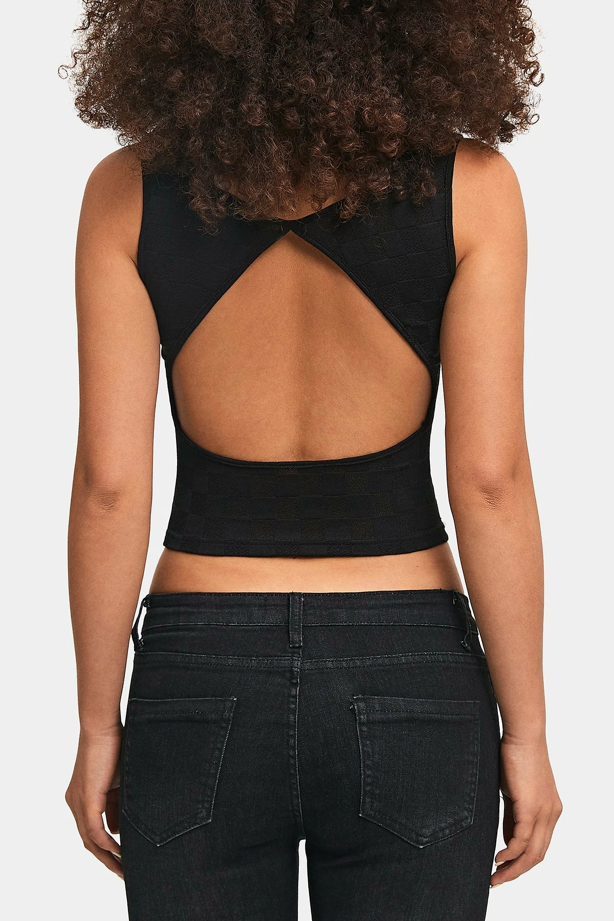 SOLADO Cowl Neck Check Print Open Back Crop Top 9 SOLADO Cowl Neck Check Print Open Back Crop Top - Image 7