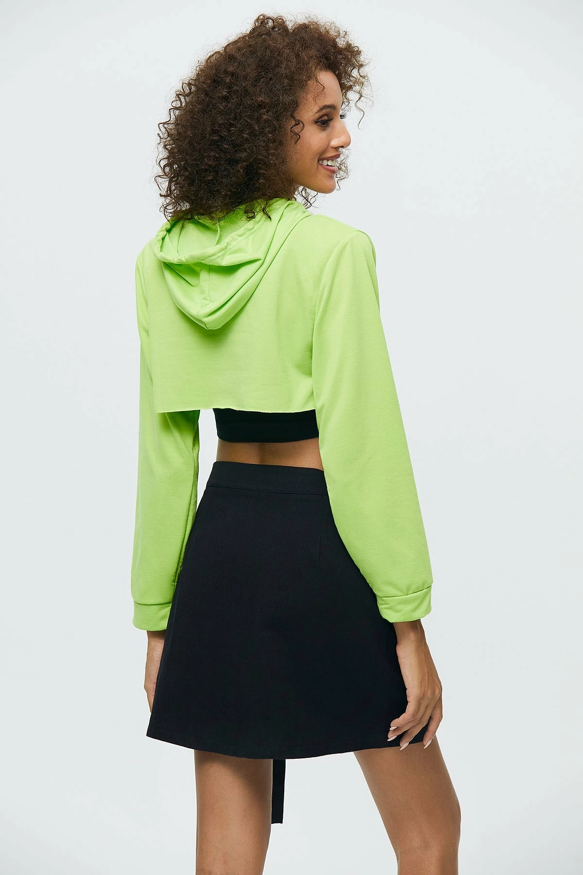 Solado Short Stitching Hoodie 6 Solado Short Stitching Hoodie - Image 5