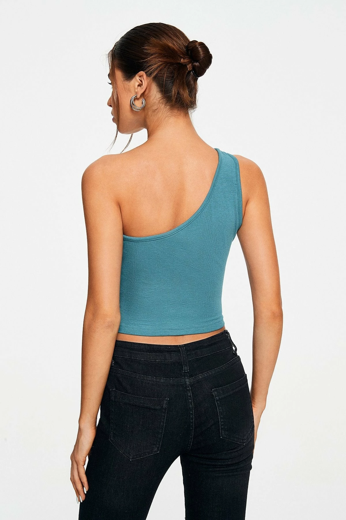Solado One Shoulder Cut Out Ribbed Crop Top 5 Solado One Shoulder Cut Out Ribbed Crop Top - Image 3