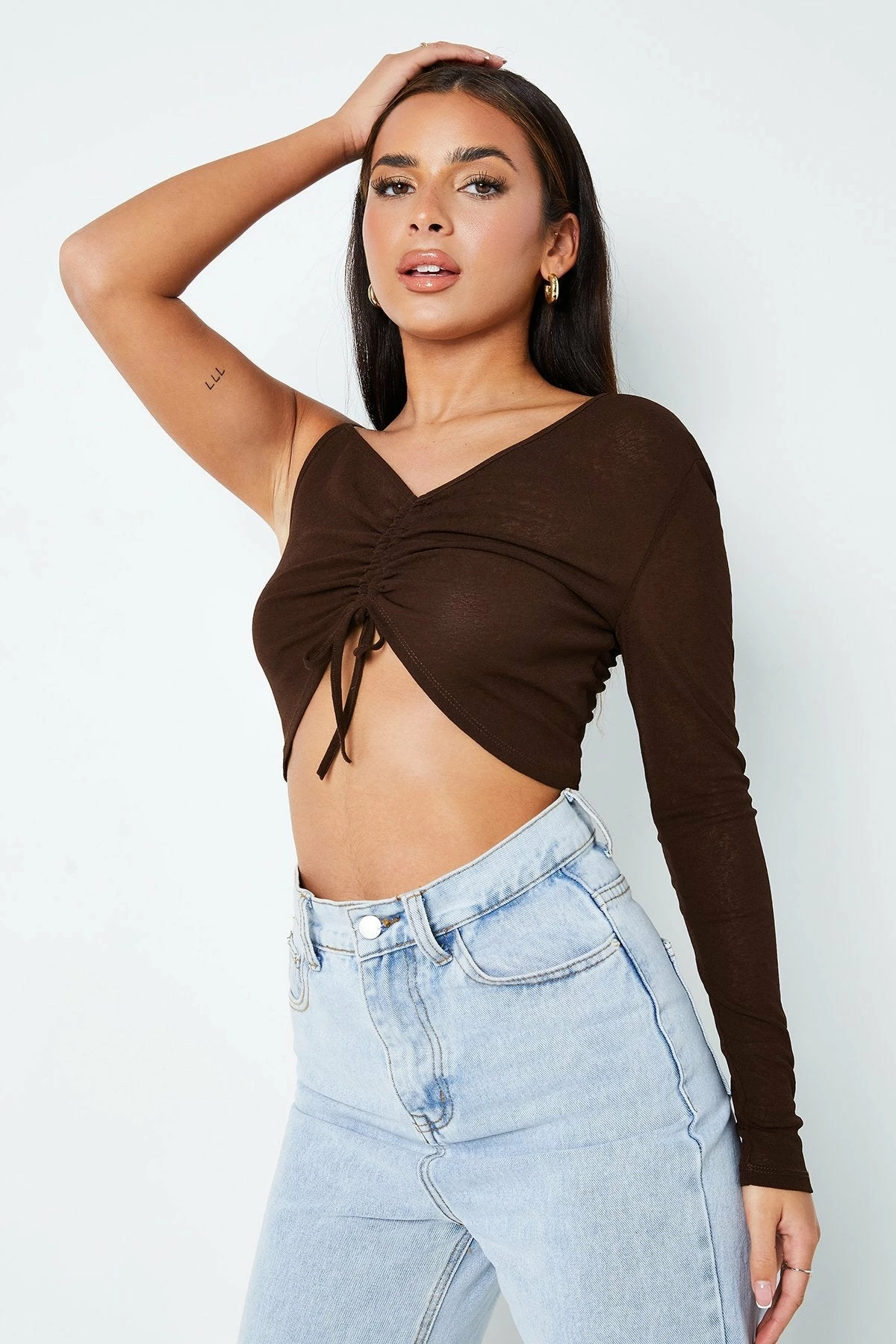 SOLADO Drawstring Ruched One Sleeve Solid Crop Top 4 SOLADO Drawstring Ruched One Sleeve Solid Crop Top - Image 2