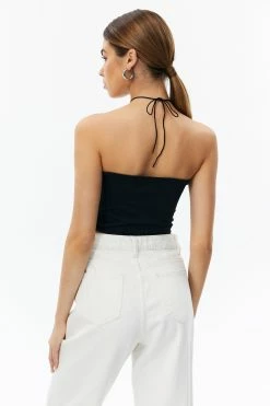 Solado Ruched Metallic Detail Crop Top 8 Solado Ruched Metallic Detail Crop Top -SOLADO Shop jpeg 07984b02 e688 4123 8aba ab7af8c0cecd 1800x1800