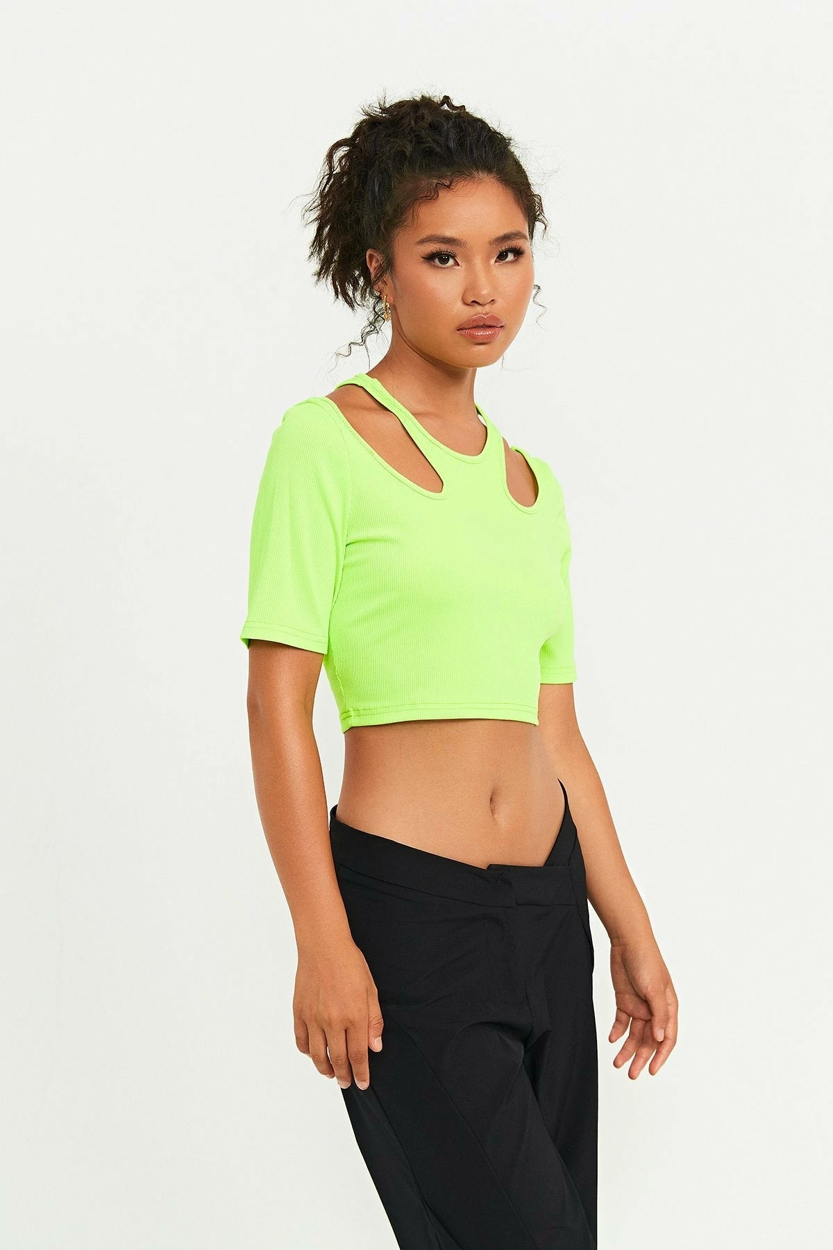 Solado Cut Out Ribbed Short Sleeve Crop Top 4 Solado Cut Out Ribbed Short Sleeve Crop Top - Image 2