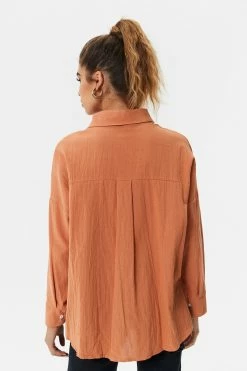 Solado Curved Hem Solid Long Sleeve Blouse 21 Solado Curved Hem Solid Long Sleeve Blouse -SOLADO Shop jpeg 0d5c48e0 6bf4 44ec 83f0 89ecb5700a25 1800x1800