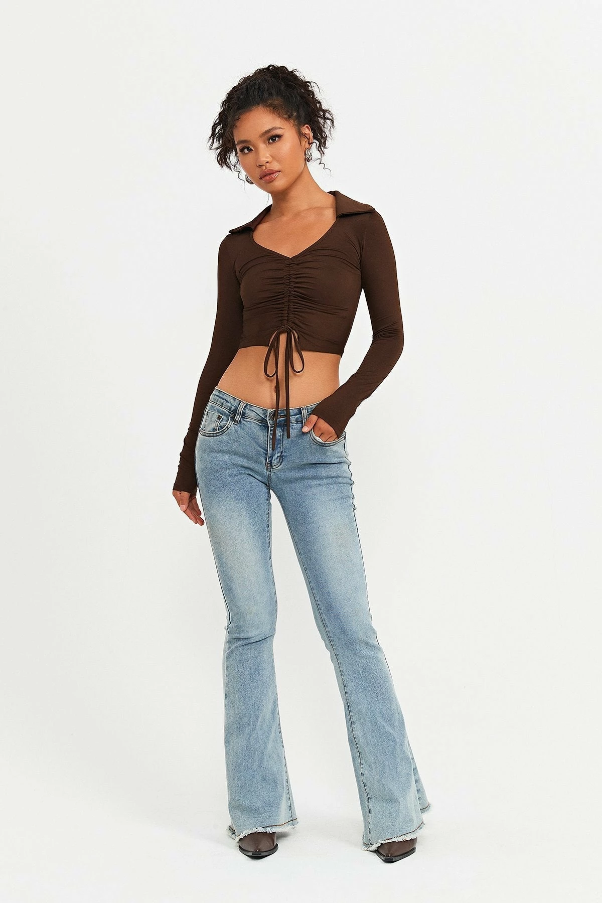 Solado Plunging Neck Drawstring Ruched Solid Crop Top 7 Solado Plunging Neck Drawstring Ruched Solid Crop Top - Image 5