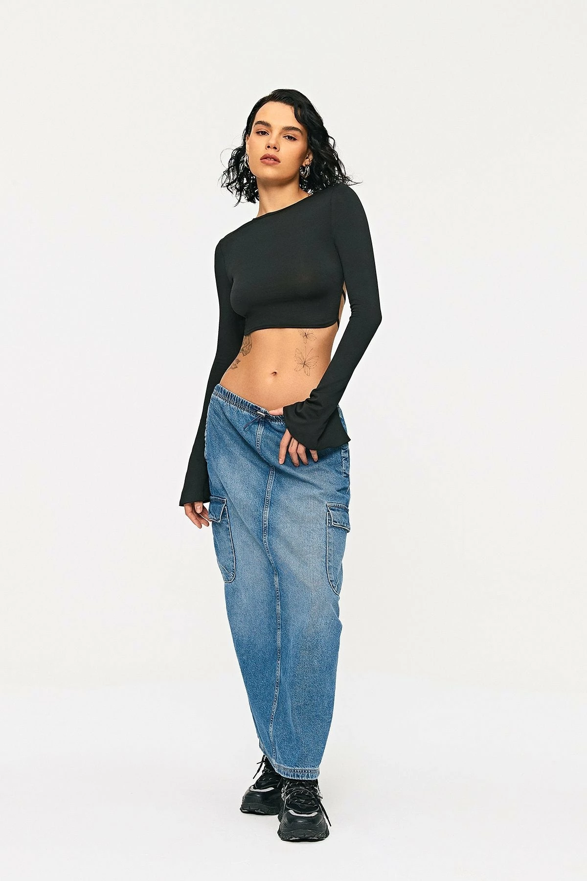 SOLADO Open Back Flared Sleeve Crop Top 6 SOLADO Open Back Flared Sleeve Crop Top - Image 4