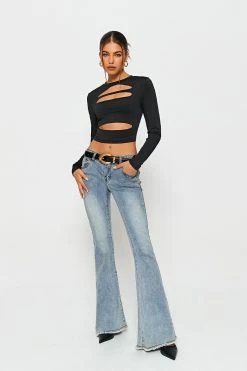 SOLADO Cut Out Solid Long Sleeve Crop Top 11 SOLADO Cut Out Solid Long Sleeve Crop Top -SOLADO Shop jpeg 0ff3a069 4049 4162 9331 a0ce7b2cfb73 1800x1800