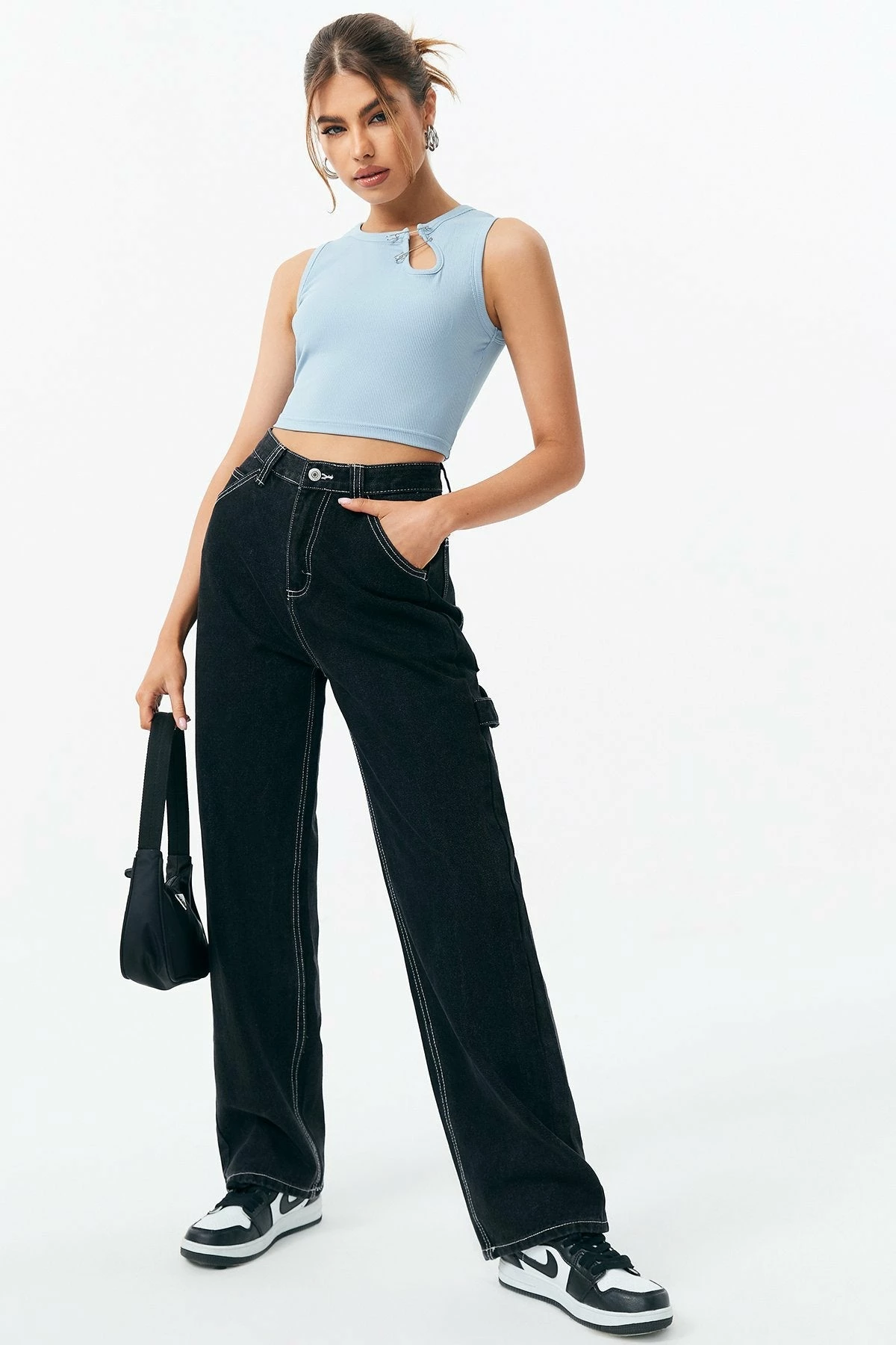Solado Cut Out Pin Detail Sleeveless Crop Tee 7 Solado Cut Out Pin Detail Sleeveless Crop Tee - Image 5