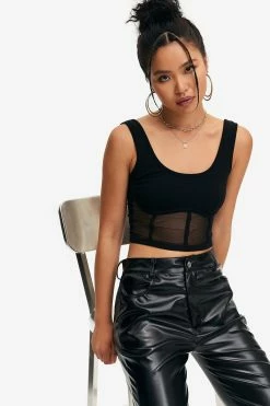 Solado Mesh Boning Backless Crop Top