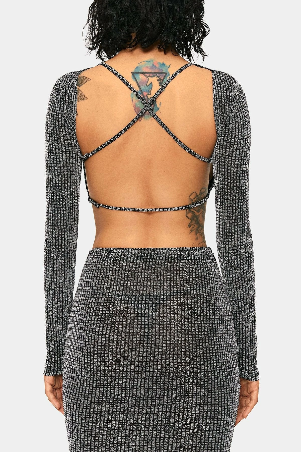 SOLADO Sheen Open Back Long Sleeve Crop Top 9 SOLADO Sheen Open Back Long Sleeve Crop Top - Image 7