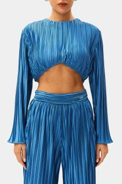 SOLADO Flared Sleeve Asymmetrical Hem Pleat Crop Top 12 SOLADO Flared Sleeve Asymmetrical Hem Pleat Crop Top -SOLADO Shop jpeg 19e0fa49 d870 4687 8587 7427c72e24a3 1800x1800