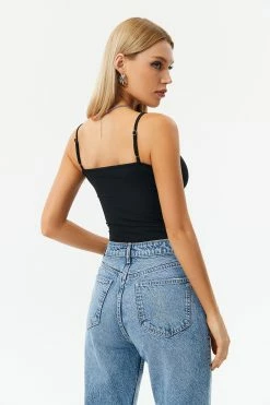 Solado O-ring Front Cut Out Cami Crop Top 11 Solado O-ring Front Cut Out Cami Crop Top -SOLADO Shop jpeg 1bac42c9 5373 418b 9f87 3e03f6c39e7d 1800x1800