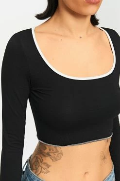 Solado U Neck Colorblock Trim Lettuce Trim Long Sleeve Top 11 Solado U Neck Colorblock Trim Lettuce Trim Long Sleeve Top -SOLADO Shop jpeg 1c0f156b 3329 4ba4 9c50 f7b0967b58fc 1800x1800