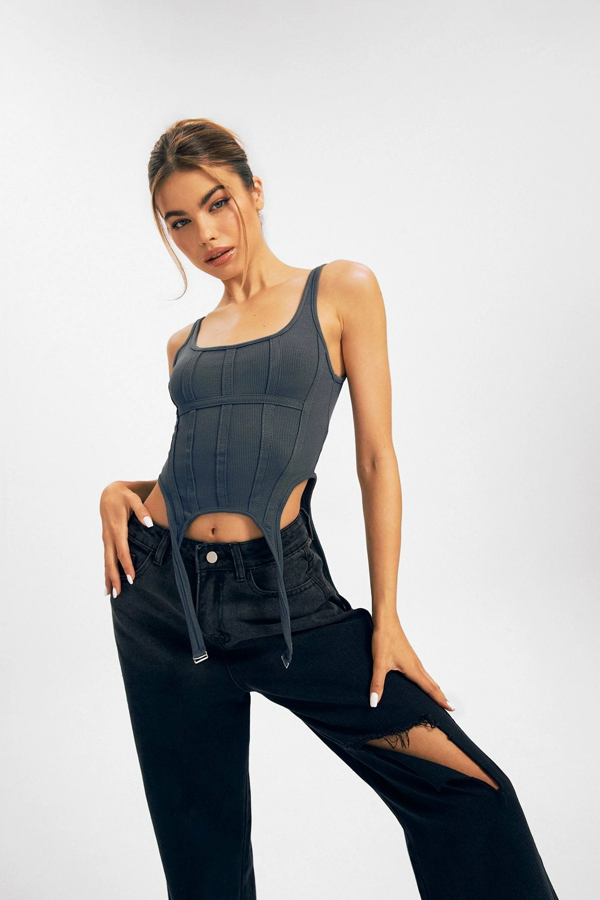 Solado Asymmetrical Hem Boning Ribbed Tank Top 3 Solado Asymmetrical Hem Boning Ribbed Tank Top
