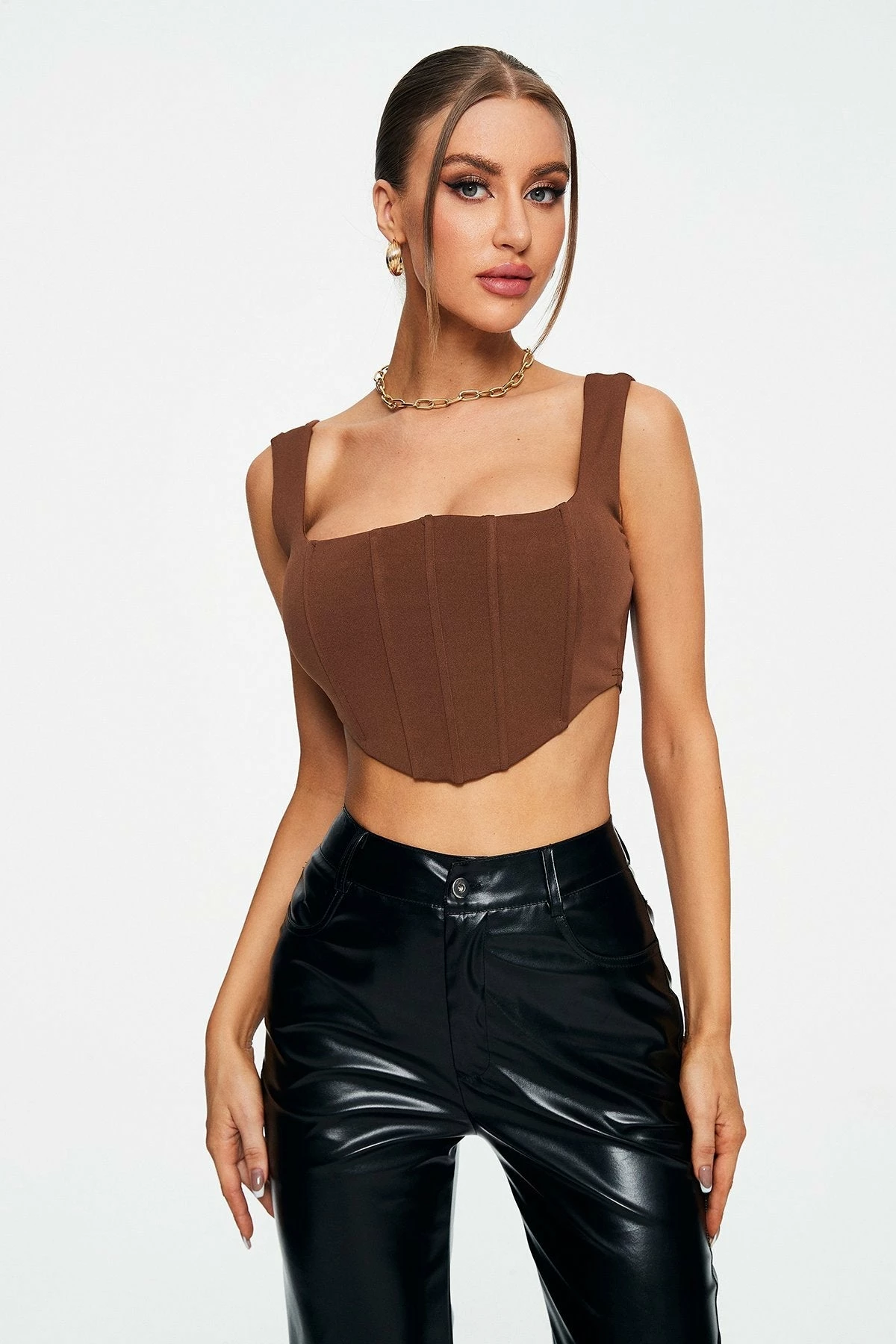 Solado Square Neck Curved Hem Seam Detail Tank Top 4 Solado Square Neck Curved Hem Seam Detail Tank Top - Image 2