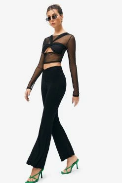 SOLADO Mesh Cut Out Twist Front Long Sleeve Crop Top 15 SOLADO Mesh Cut Out Twist Front Long Sleeve Crop Top -SOLADO Shop jpeg 24219835 4ec8 4d28 b8d2 4e5297e0e45e 1800x1800