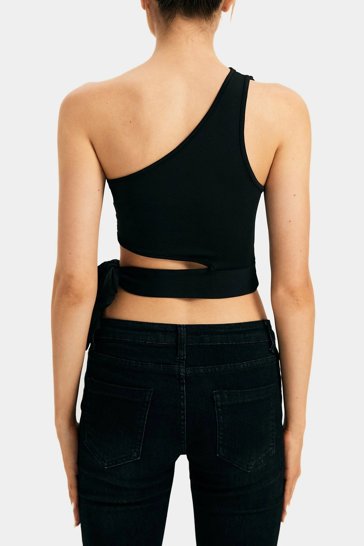 Solado Cut Out Knot Side One Shoulder Tank Top 9 Solado Cut Out Knot Side One Shoulder Tank Top - Image 7