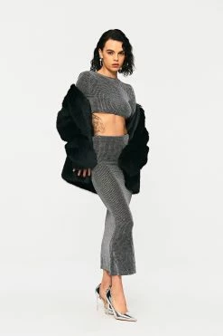 SOLADO Sheen Open Back Long Sleeve Crop Top 13 SOLADO Sheen Open Back Long Sleeve Crop Top -SOLADO Shop jpeg 2fcd60f0 3996 4175 bb4b 97f20f0cf186 1800x1800