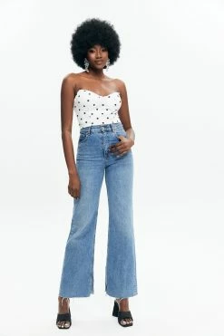 Solado Polka Dot Print Off Shoulder Tube Crop Top 10 Solado Polka Dot Print Off Shoulder Tube Crop Top -SOLADO Shop jpeg 30f280ef 1a71 4f8e 94eb 68e445a6c5d2 1800x1800