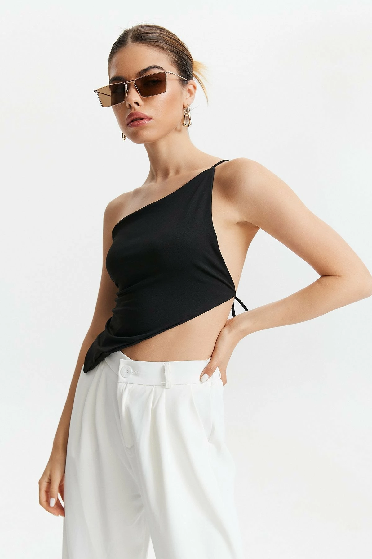 Solado Asymmetrical Tie Back Solid Backless Crop Top 7 Solado Asymmetrical Tie Back Solid Backless Crop Top - Image 5