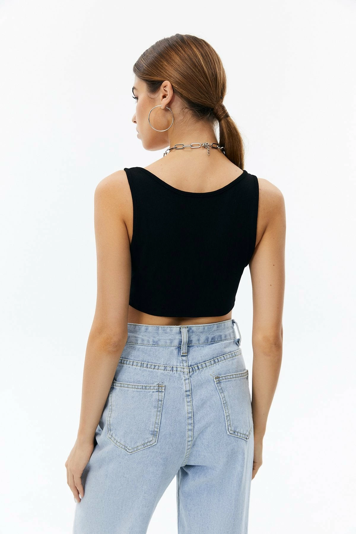 Solado Notched Neck Ribbed Crop Tank Top 4 Solado Notched Neck Ribbed Crop Tank Top - Image 2