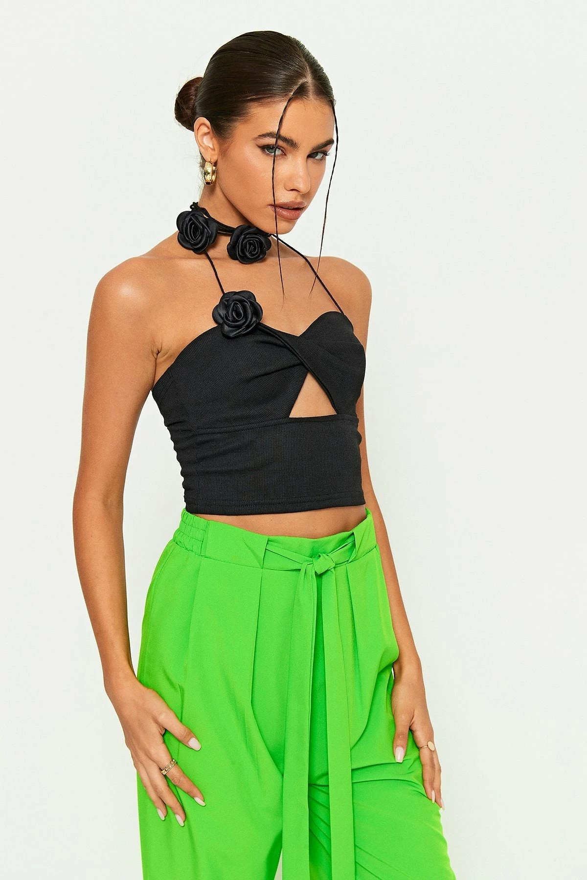 Solado Halter Neck Applique Twist Front Backless Camisole 3 Solado Halter Neck Applique Twist Front Backless Camisole