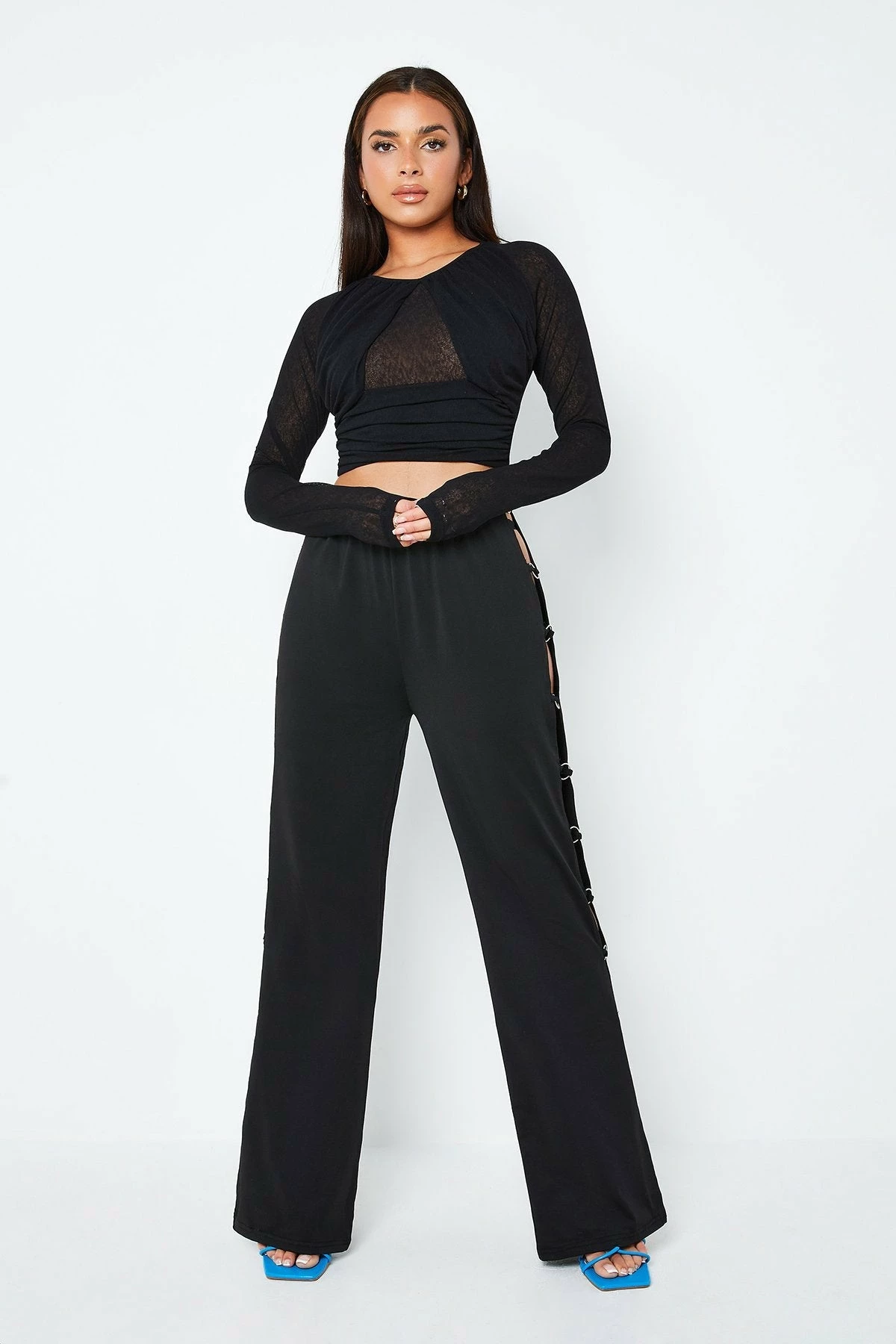 SOLADO Cross Wrap Ruched Long Sleeve Crop Top 7 SOLADO Cross Wrap Ruched Long Sleeve Crop Top - Image 5