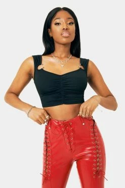 SOLADO O-Ring Decor Ruched Solid Tank Top