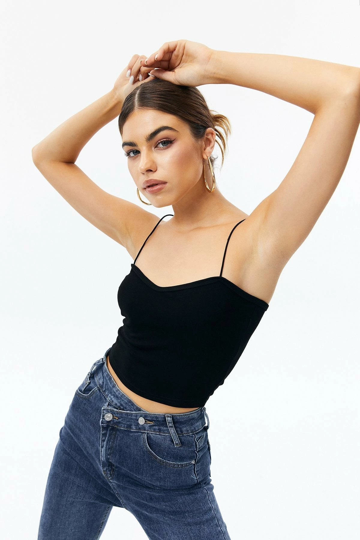Solado Basic Solid Crop Cami Top 5 Solado Basic Solid Crop Cami Top - Image 3
