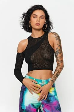 SOLADO Cold Shoulder One Sleeve Crop Top