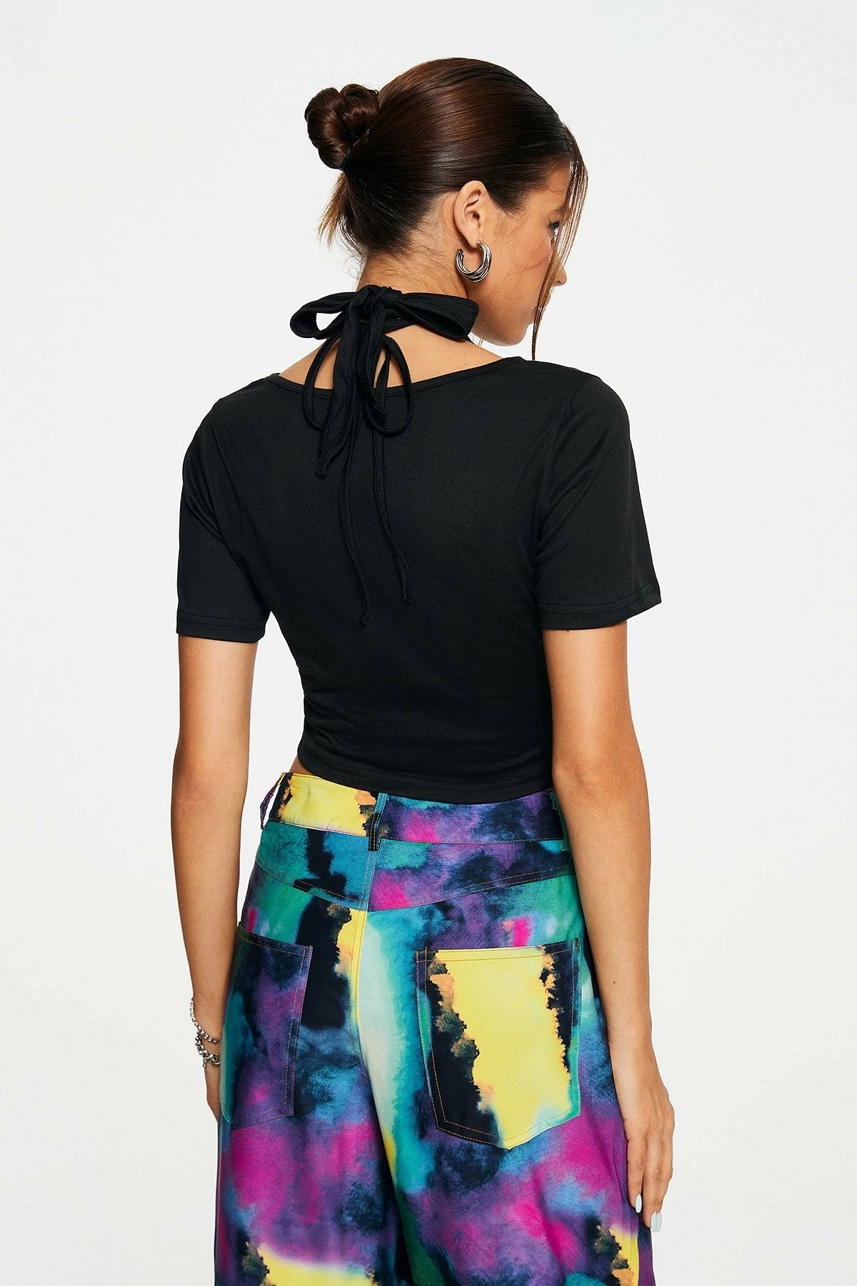 Solado 2 In 1 Asymmetrical Cut Out Drawstring Crop Top 5 Solado 2 In 1 Asymmetrical Cut Out Drawstring Crop Top - Image 3