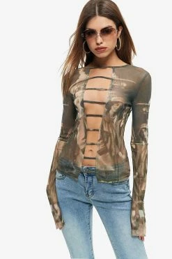 Solado Abstract Print Cut Out Long Sleeve Top -SOLADO Shop jpeg 3dc070c3 7040 4f25 af29 d07ce1074a04 1800x1800