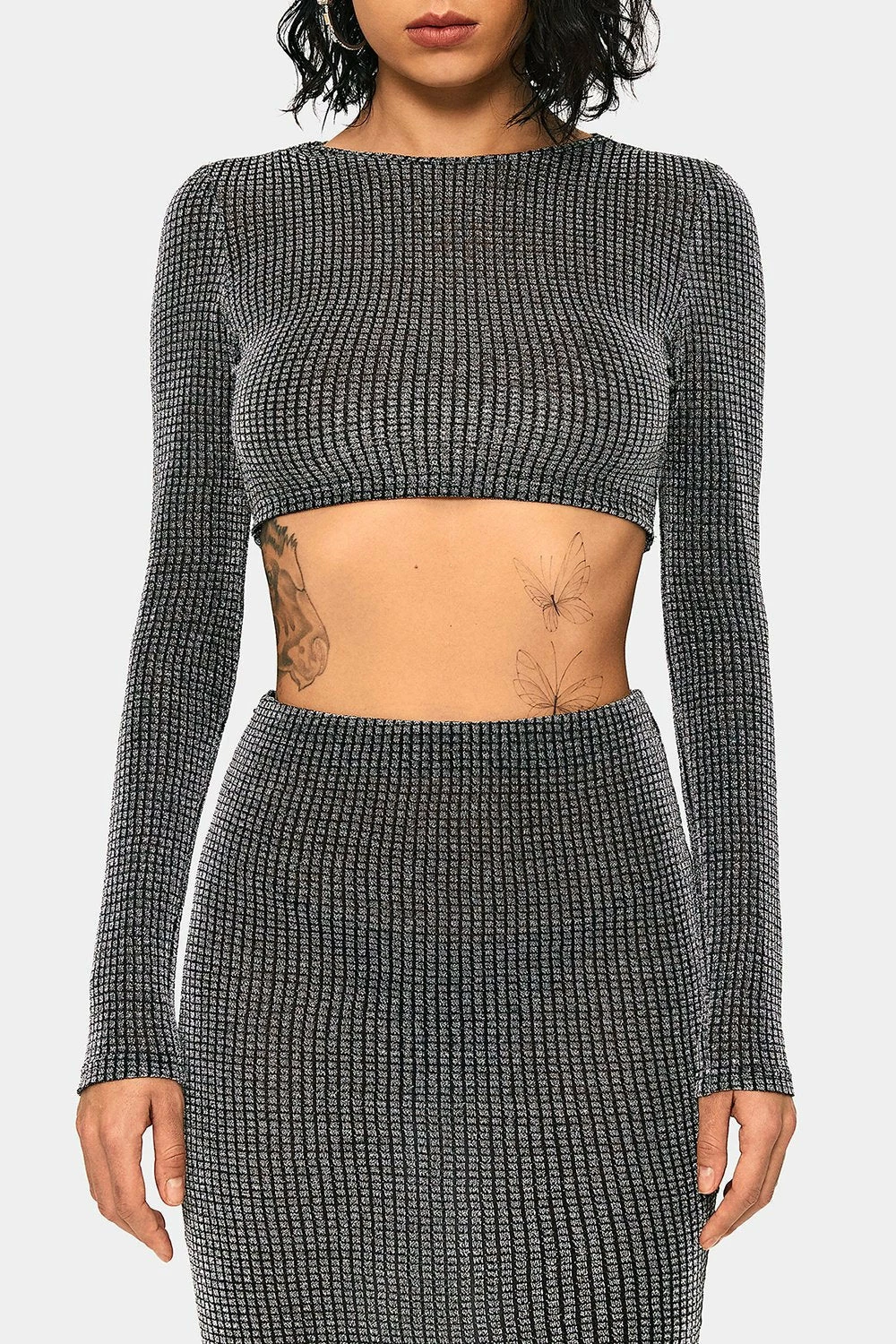 SOLADO Sheen Open Back Long Sleeve Crop Top 8 SOLADO Sheen Open Back Long Sleeve Crop Top - Image 6