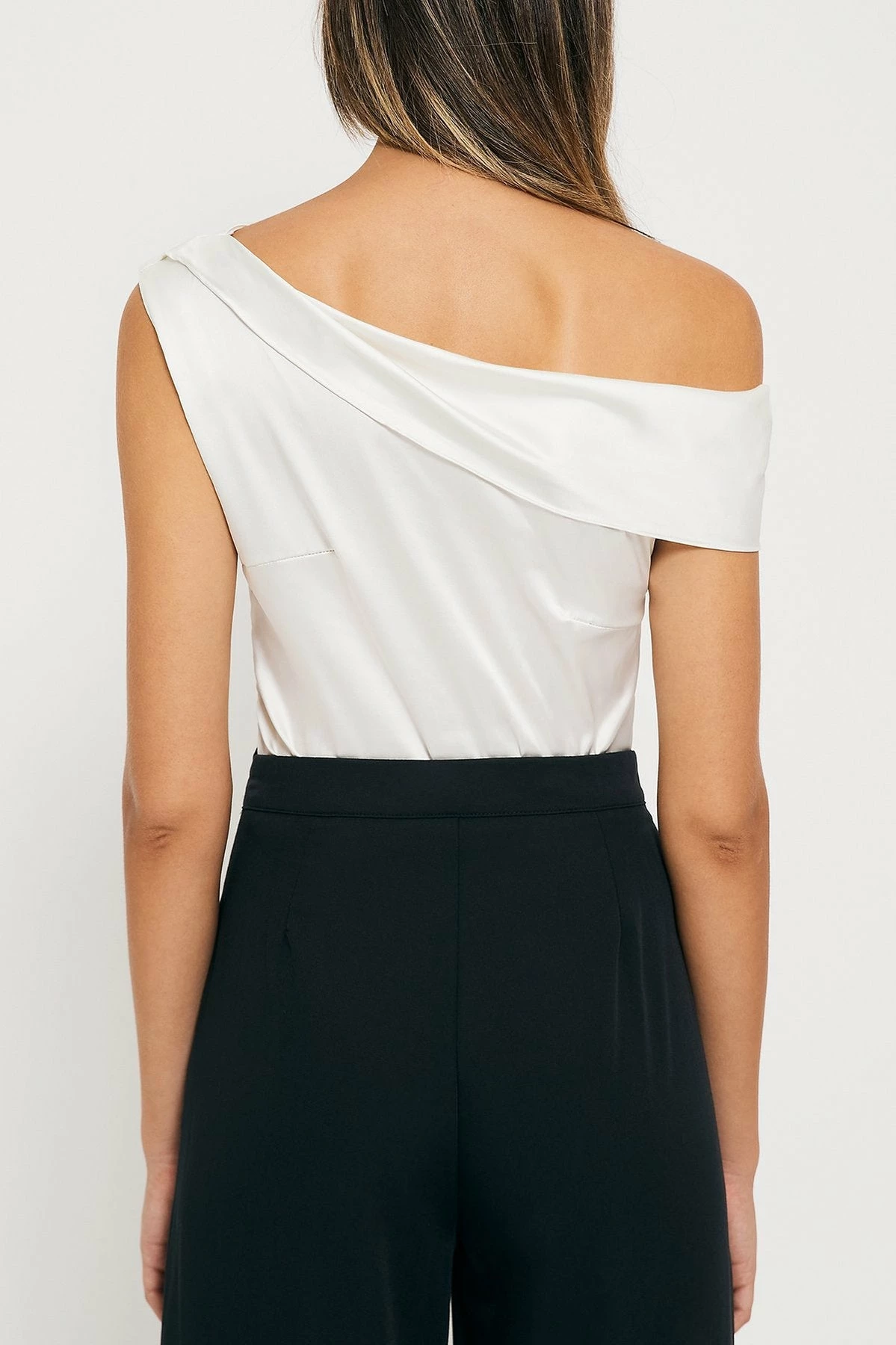 Solado Cold Shoulder Asymmetrical Neck Solid Top 9 Solado Cold Shoulder Asymmetrical Neck Solid Top - Image 7