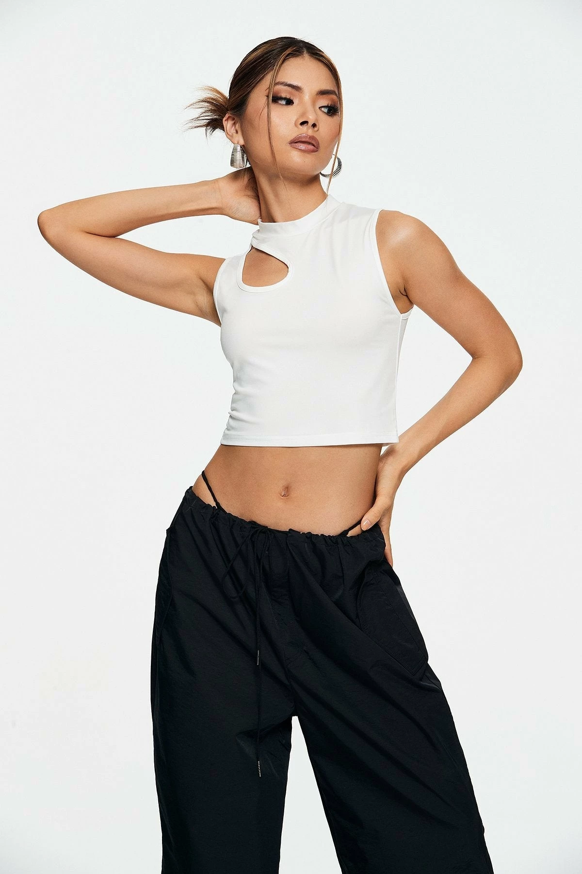 Solado Basic Cut Out Sleeveless Solid Tank Top 4 Solado Basic Cut Out Sleeveless Solid Tank Top - Image 2